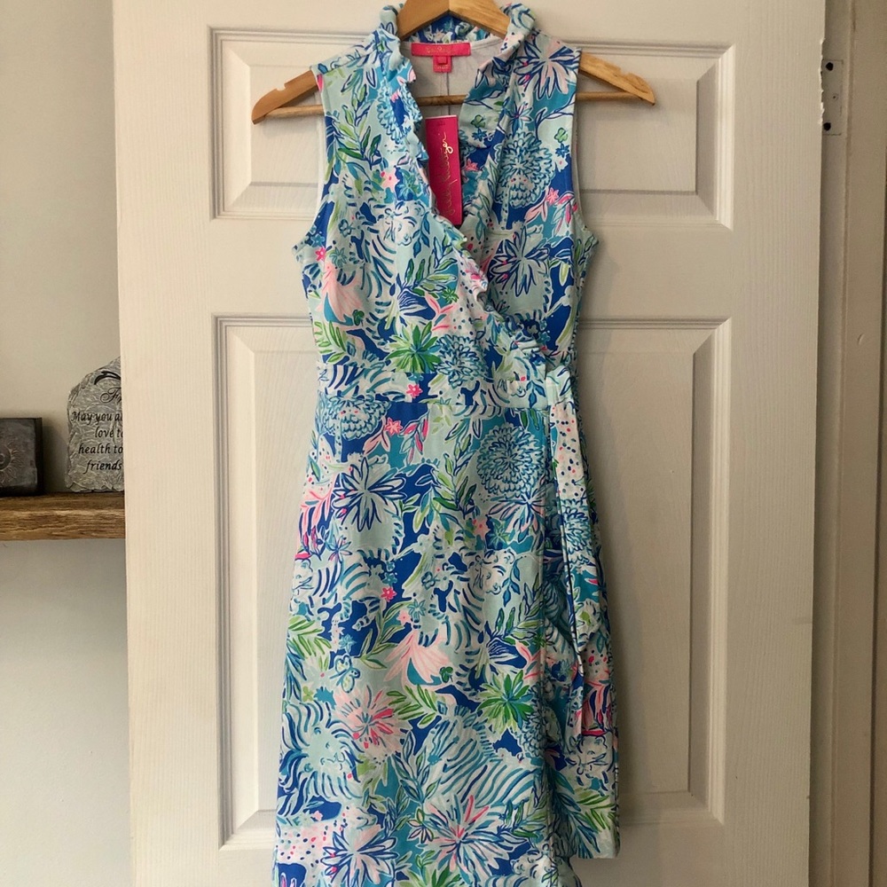 Lilly Pulitzer 2019 wrap dress, NWT!!! Size XS